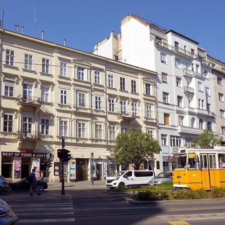 Orangehomes 4 Bdrm Apartment View To Synagogue Budapest Exterior foto