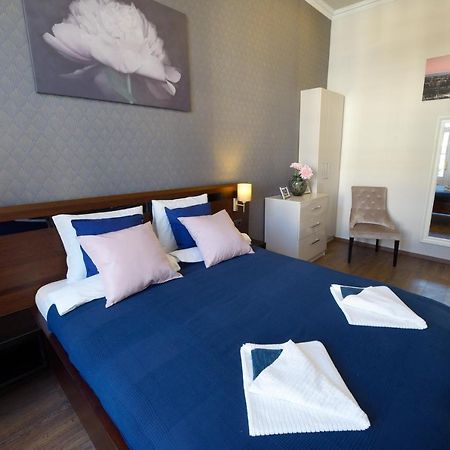 Orangehomes 4 Bdrm Apartment View To Synagogue Budapest Exterior foto