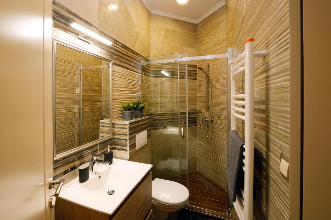 Orangehomes 4 Bdrm Apartment View To Synagogue Budapest Exterior foto